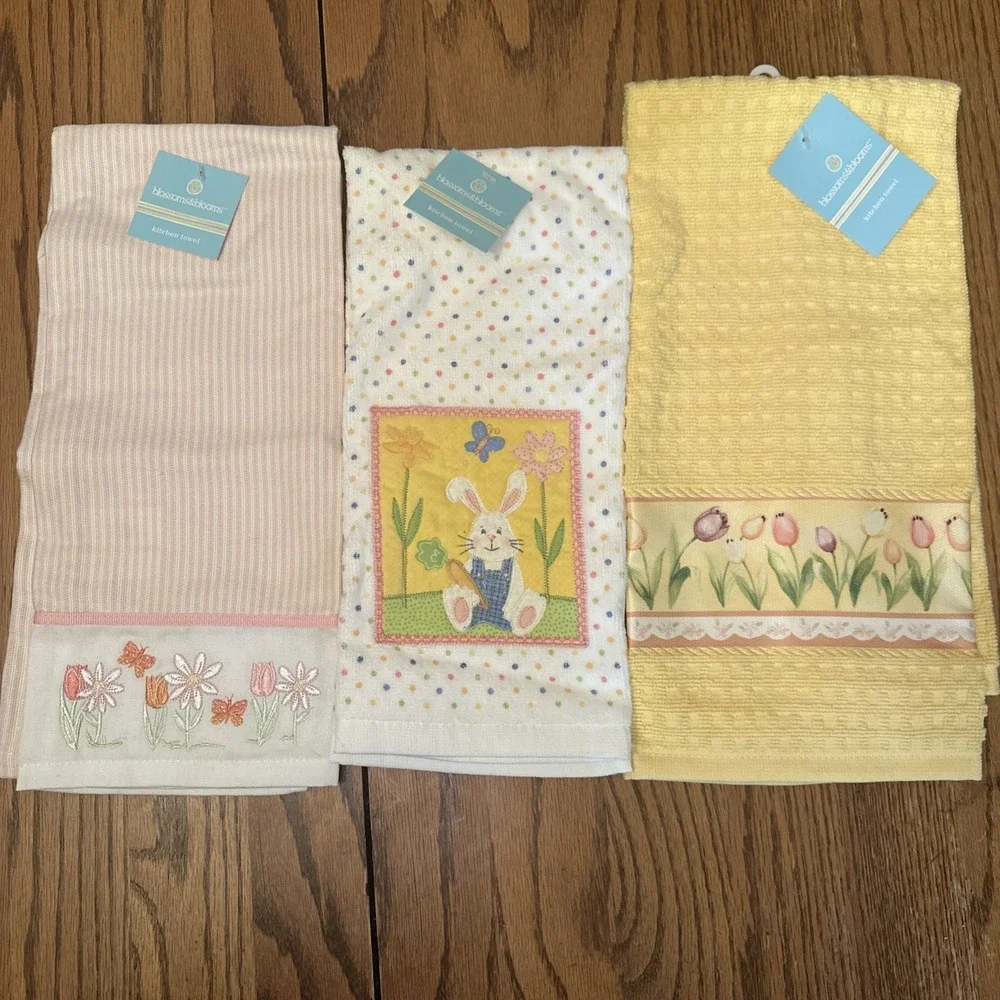 Set Of 3 New With Tags Kitchen Towels Easter‎ Spring Blossoms & Blooms